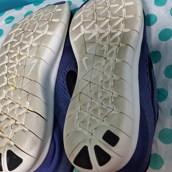 Running shoes - Picture 7 of 10